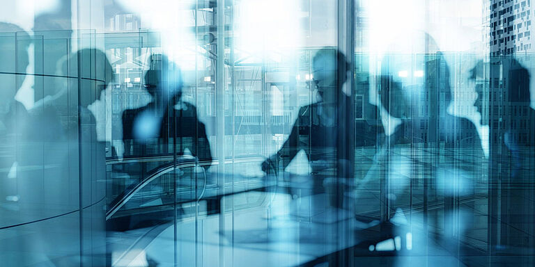 News from KURZ North Africa & around the world Window reflection of a press meeting